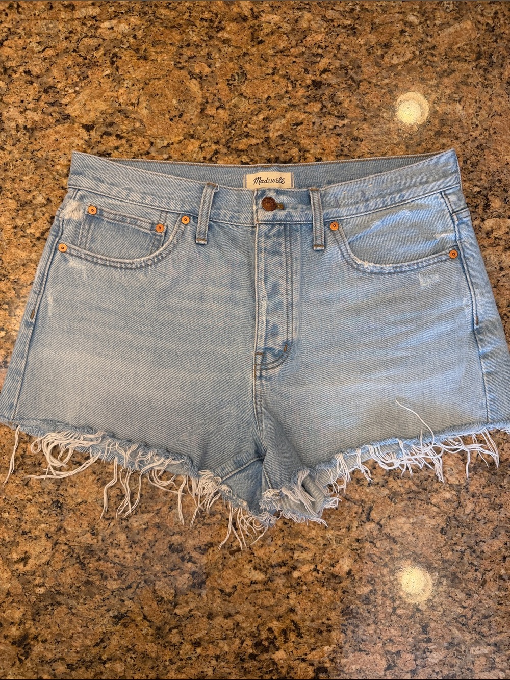 Women’s Madewell Light Wash Mid Rise Relaxed Distressed Denim Shorts - Size 29